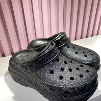 CROCS MEGA brillo